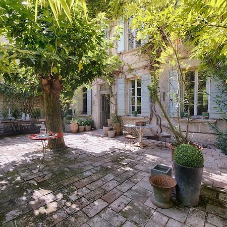 Maison Xixe Et Jardin En Intramuros Авиньон Екстериор снимка