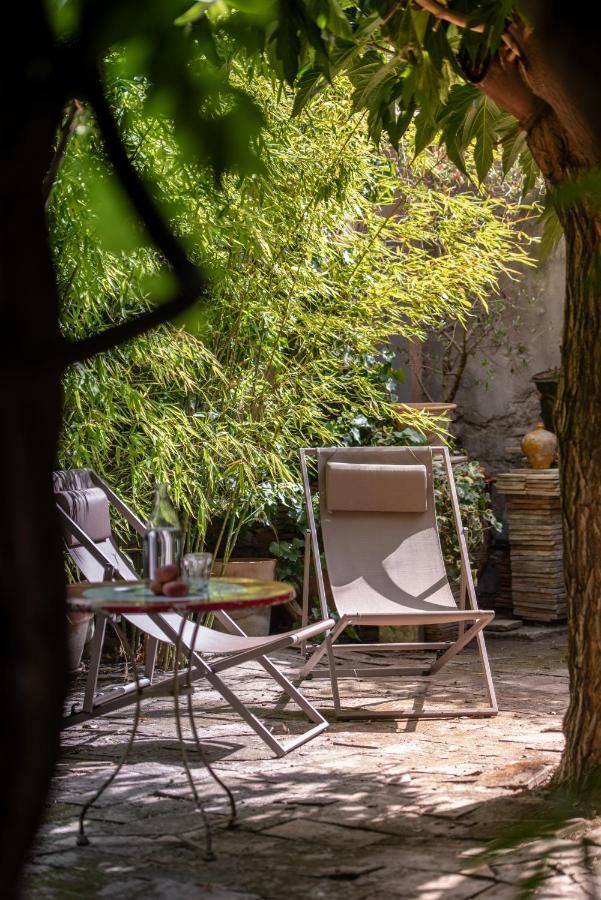 Maison Xixe Et Jardin En Intramuros Авиньон Екстериор снимка