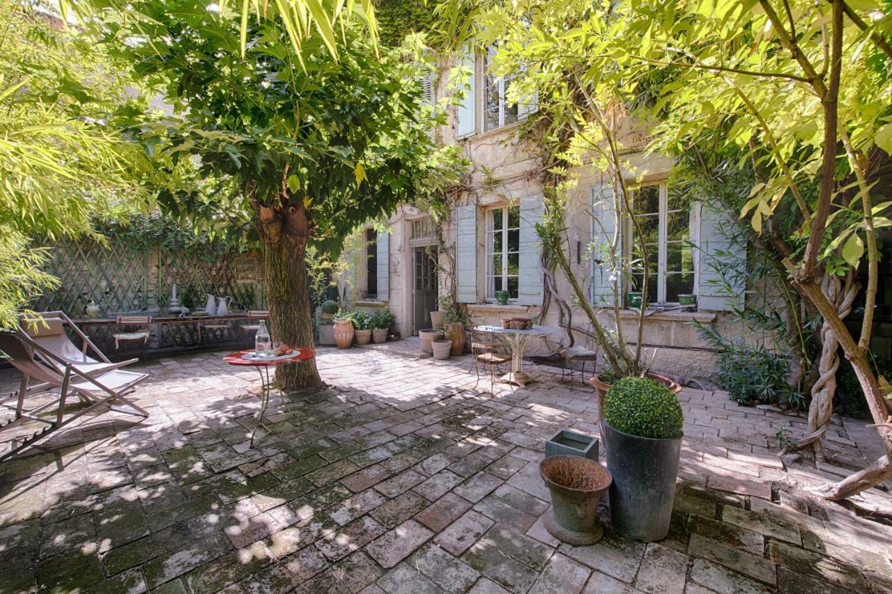 Maison Xixe Et Jardin En Intramuros Авиньон Екстериор снимка