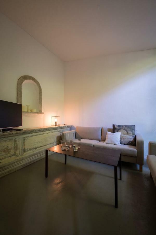 Maison Xixe Et Jardin En Intramuros Авиньон Екстериор снимка